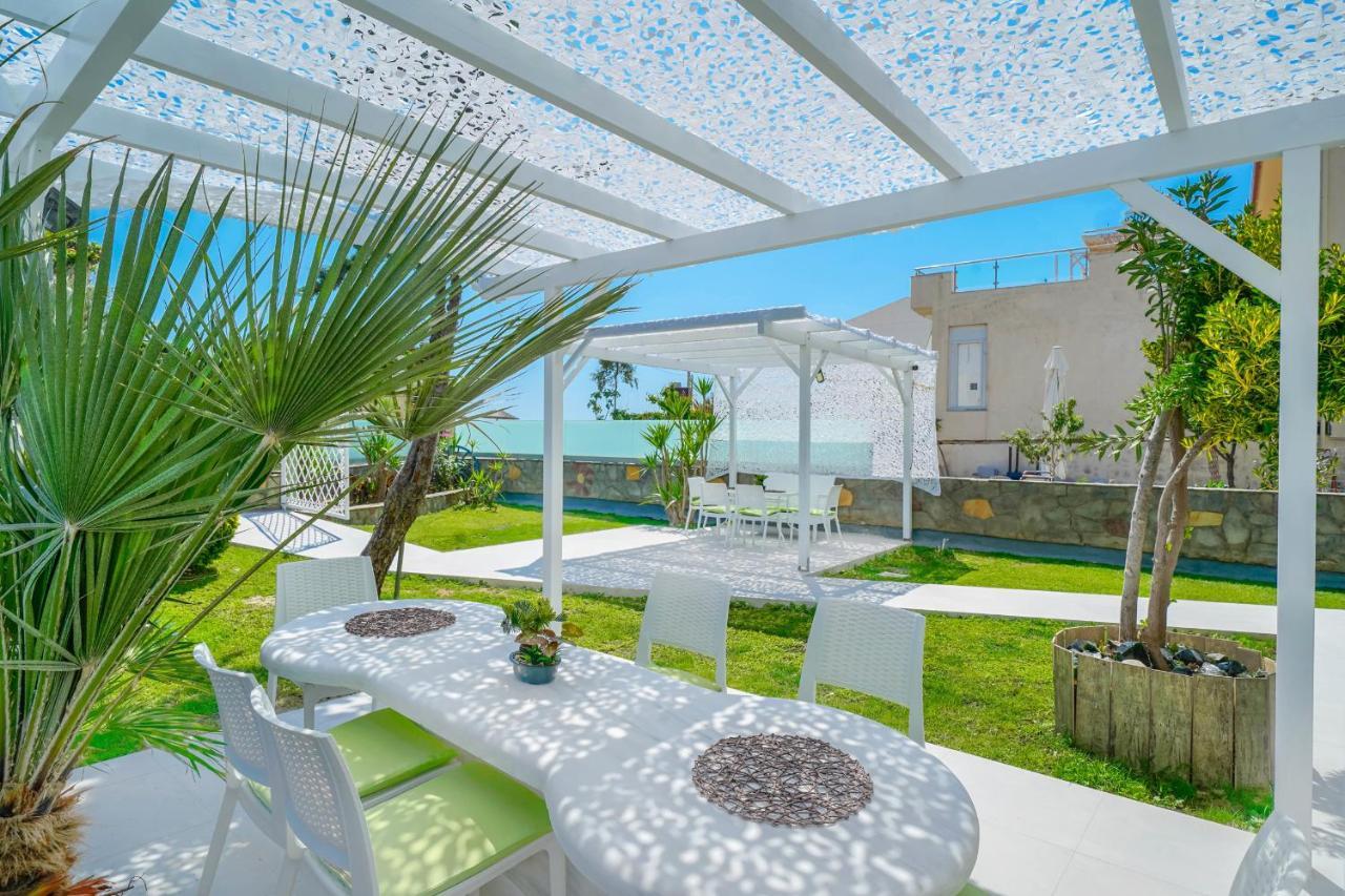 Lafeyra Apartments Limenária Kültér fotó